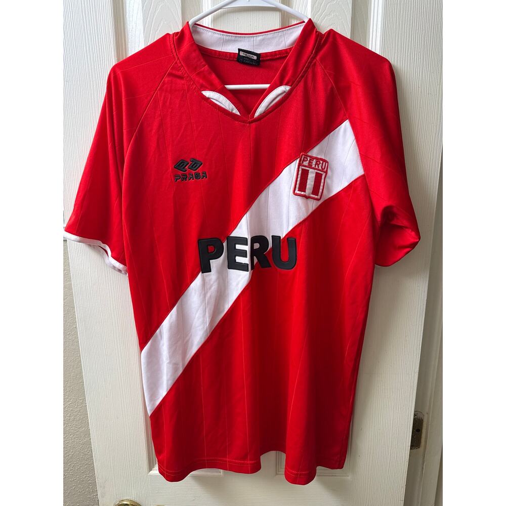 Peru men’s soccer jersey red